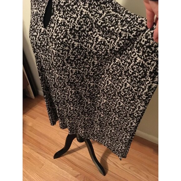 Michael Kors Black & Gray Patterned Top, Size Small, NWT! - Picture 3 of 6